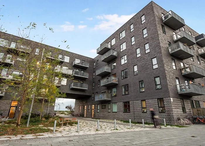 Sanders Arena - Precious One-bedroom Close To Metro Station *