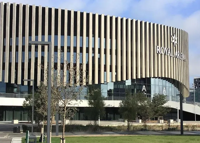 Sanders Arena - Precious One-bedroom Close To Metro Station